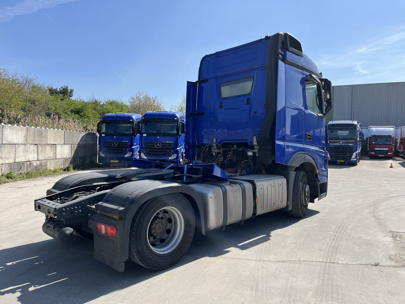 Mercedes-Benz Actros 1842 Streamspace / 871 dkm / 2 Tanks / NL Truck - Tractor head: gambar 2 Mercedes-Benz Actros 1842 Streamspace / 871 dkm / 2 Tanks / NL Truck - Tractor head: gambar 2