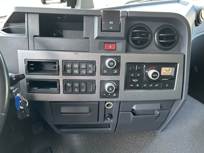 Renault T 460 Euro 6 D / 373 dkm / Smart Tacho / 2 Tanks / APK TUV 01-26 - Tractor head: gambar 5 Renault T 460 Euro 6 D / 373 dkm / Smart Tacho / 2 Tanks / APK TUV 01-26 - Tractor head: gambar 5