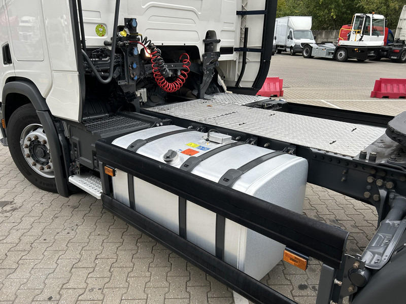 Tractor head Scania R450 Highline / Retarder / 707 dkm / APK TUV 03-26: gambar 17 Tractor head Scania R450 Highline / Retarder / 707 dkm / APK TUV 03-26: gambar 17