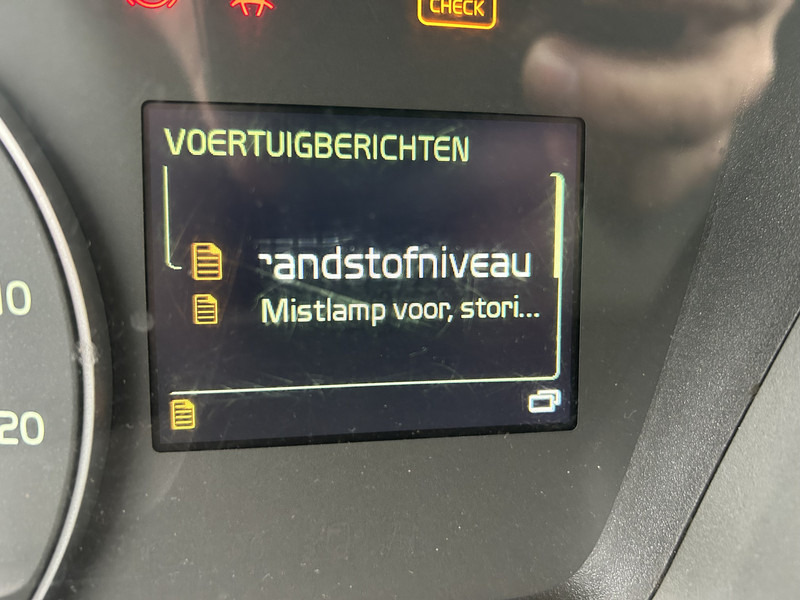 Volvo FH 420 Globetrotter / 842 dkm / VEB+ / Smart Tacho V2 / Dynamic Steering - Tractor head: gambar 5 Volvo FH 420 Globetrotter / 842 dkm / VEB+ / Smart Tacho V2 / Dynamic Steering - Tractor head: gambar 5
