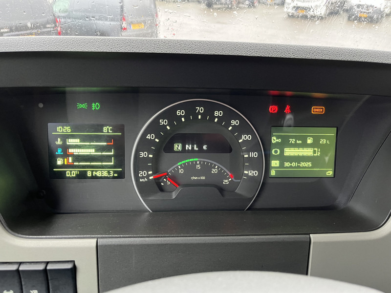 Volvo FM 410 Globetrotter / 814 dkm / VEB+ / Smart Tacho V2 / NL Truck - Tractor head: gambar 4 Volvo FM 410 Globetrotter / 814 dkm / VEB+ / Smart Tacho V2 / NL Truck - Tractor head: gambar 4