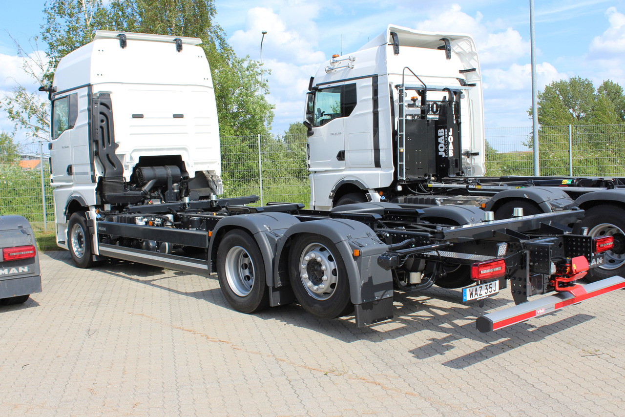 Växelflak MAN TGX 26.520 6X2-4 LL - Pengangkut kontainer/ Container truck: gambar 4 Växelflak MAN TGX 26.520 6X2-4 LL - Pengangkut kontainer/ Container truck: gambar 4