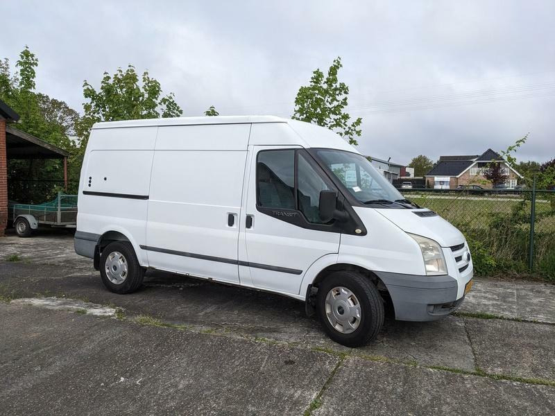 Ford Transit 350M VAN 140 DPF 4.27 - Van panel: gambar 1 Ford Transit 350M VAN 140 DPF 4.27 - Van panel: gambar 1