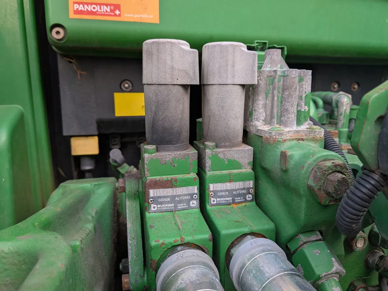 Traktor John Deere 6230 PREMIUM 6230 PREMIUM: gambar 16 Traktor John Deere 6230 PREMIUM 6230 PREMIUM: gambar 16
