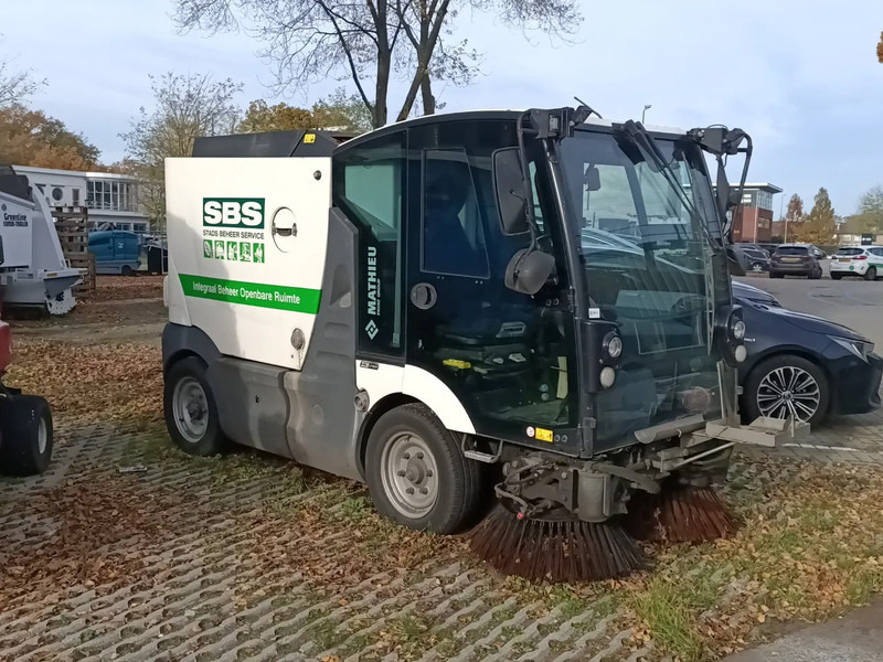 Mathieu MC210 Azura MC210 - Penyapu jalan: gambar 1 Mathieu MC210 Azura MC210 - Penyapu jalan: gambar 1