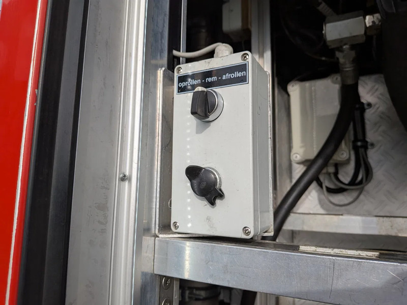 Mercedes-Benz NG 1626 V8 - Truk pemadam kebakaran: gambar 5 Mercedes-Benz NG 1626 V8 - Truk pemadam kebakaran: gambar 5