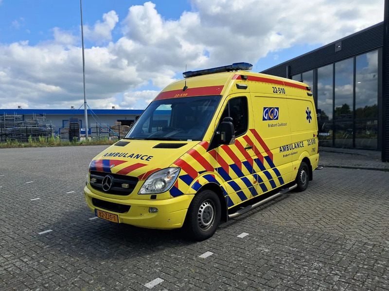 Mercedes-Benz Sprinter Sprinter - Ambulans: gambar 1 Mercedes-Benz Sprinter Sprinter - Ambulans: gambar 1