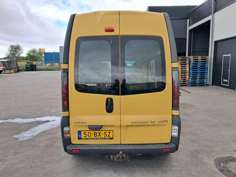 Opel VIVARO 1.9DTI 2.9T L2H2 - Van kecil: gambar 4 Opel VIVARO 1.9DTI 2.9T L2H2 - Van kecil: gambar 4