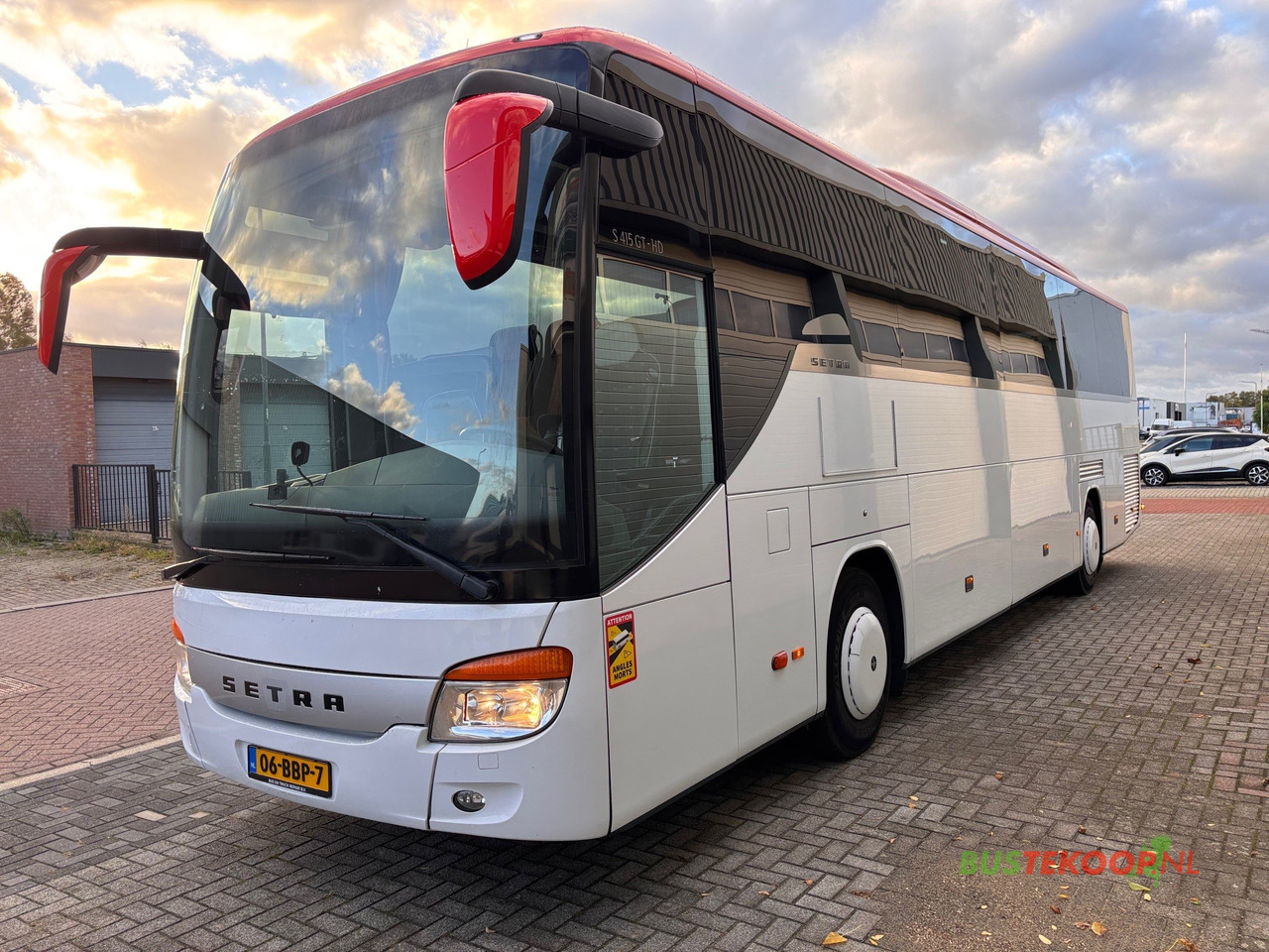 SETRA S 415GT-HD - Bus pariwisata: gambar 3 SETRA S 415GT-HD - Bus pariwisata: gambar 3