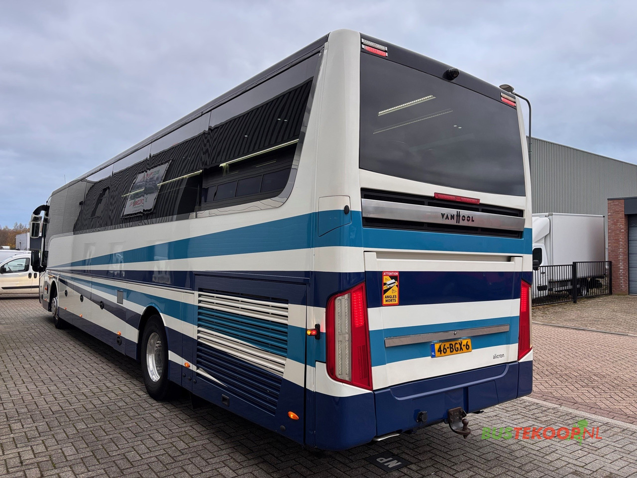 Vanhool TX16 Alicron - Bus pariwisata: gambar 4 Vanhool TX16 Alicron - Bus pariwisata: gambar 4