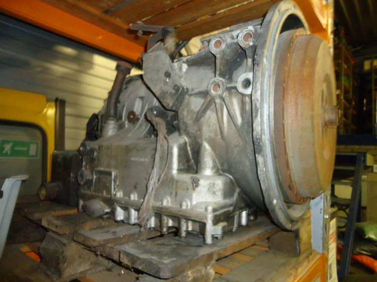 ZF 4HP500 automaatbak uit een DAF Den Oudsten MB200 - Gearbox: gambar 1 ZF 4HP500 automaatbak uit een DAF Den Oudsten MB200 - Gearbox: gambar 1