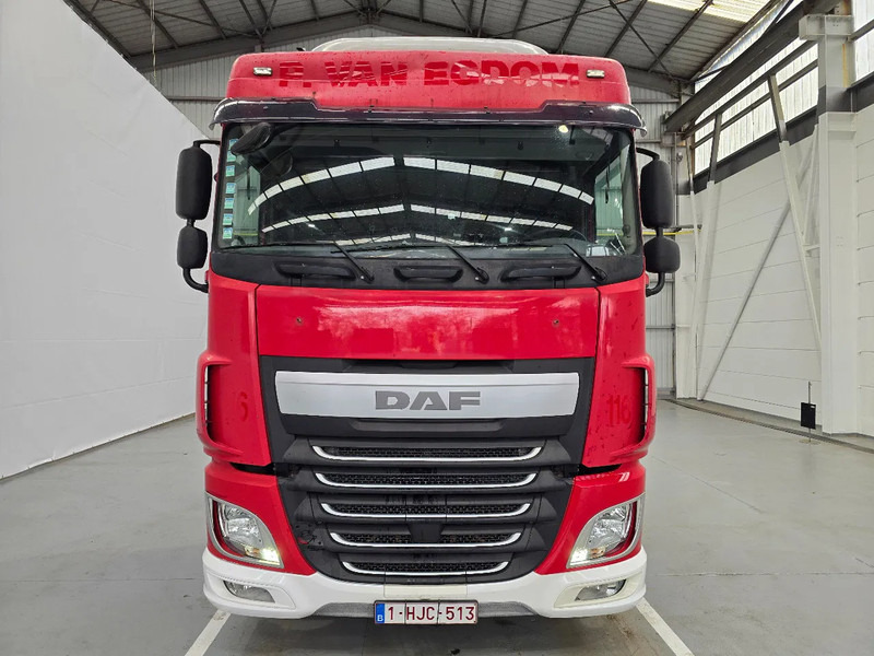 DAF XF 106.460 INTARDER / MANUEL / SPACECAB - Tractor head: gambar 2 DAF XF 106.460 INTARDER / MANUEL / SPACECAB - Tractor head: gambar 2