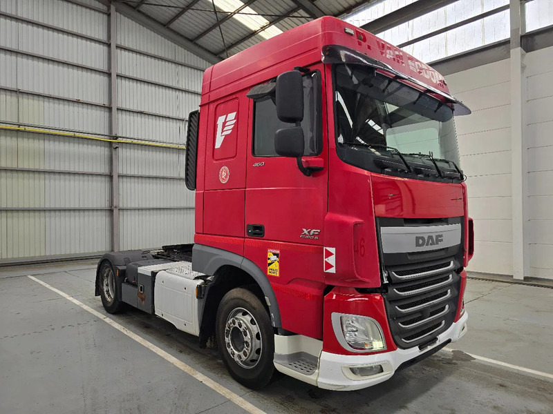 DAF XF 460 SPACECAB / RETARDER /MANUEL - Tractor head: gambar 4 DAF XF 460 SPACECAB / RETARDER /MANUEL - Tractor head: gambar 4