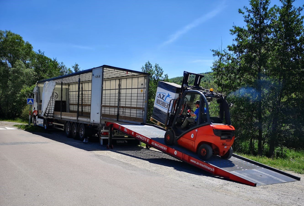 AZ RAMP-PRIME PRIME WLO + 8 . Industrial Mobil Loading Ramp - Memuat ramp: gambar 2 AZ RAMP-PRIME PRIME WLO + 8 . Industrial Mobil Loading Ramp - Memuat ramp: gambar 2