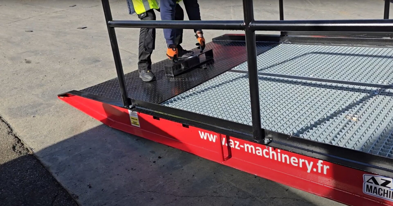 AZ RAMP-PRIME XS-6 . Industrial Mobil Loading Ramp - Memuat ramp: gambar 5 AZ RAMP-PRIME XS-6 . Industrial Mobil Loading Ramp - Memuat ramp: gambar 5