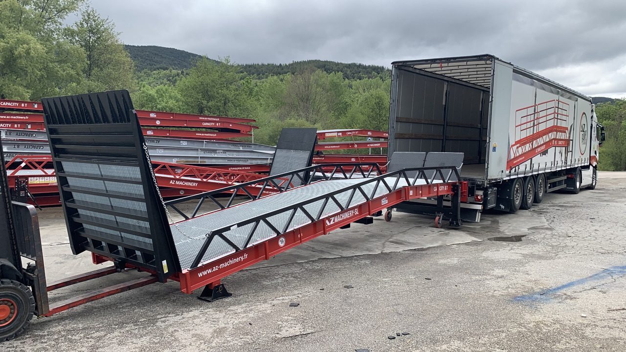 AZ RAMP STAR- 8T mobile loading ramp - Memuat ramp: gambar 1 AZ RAMP STAR- 8T mobile loading ramp - Memuat ramp: gambar 1