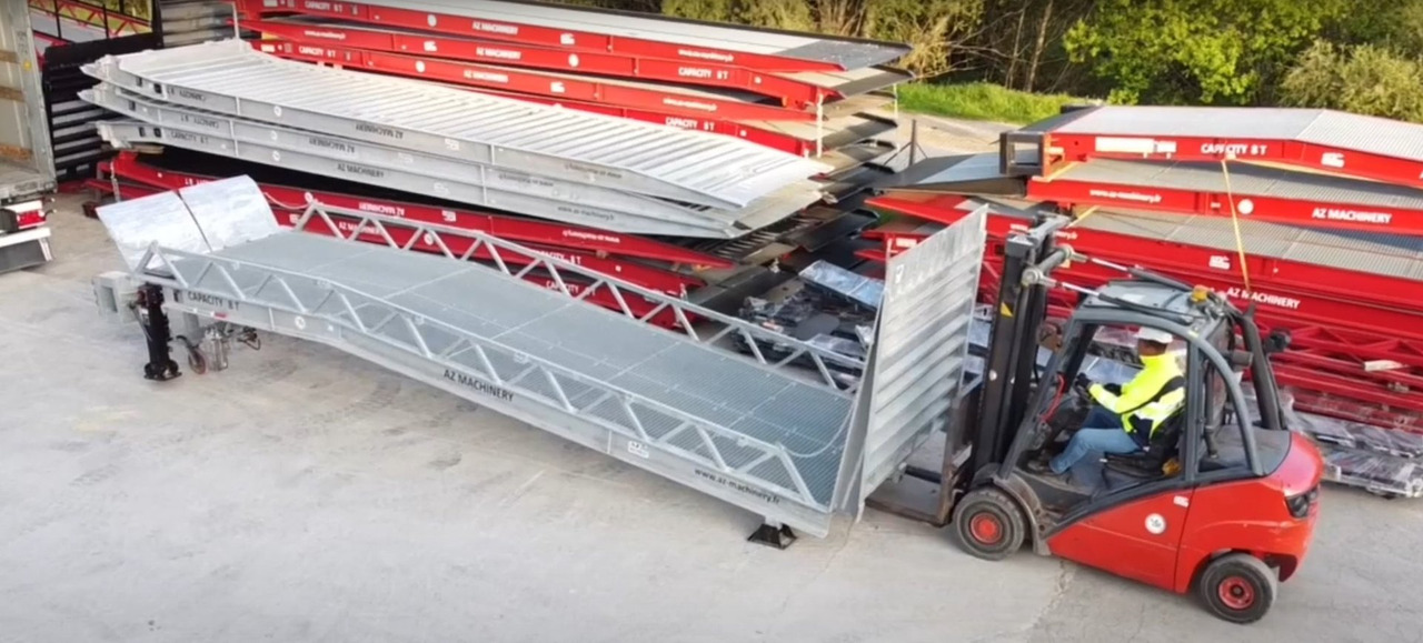 Loading Ramp with with hydraulic tilting bridge - AZ RAMP - STAR- 12T FULL GALVA - Memuat ramp: gambar 3 Loading Ramp with with hydraulic tilting bridge - AZ RAMP - STAR- 12T FULL GALVA - Memuat ramp: gambar 3