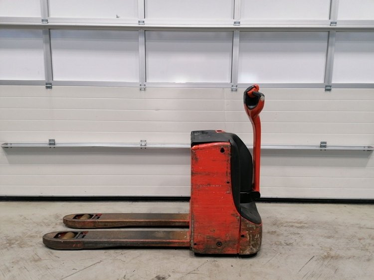Used Electric Pallet Truck-Fenwick-T16 - Truk pallet: gambar 2 Used Electric Pallet Truck-Fenwick-T16 - Truk pallet: gambar 2