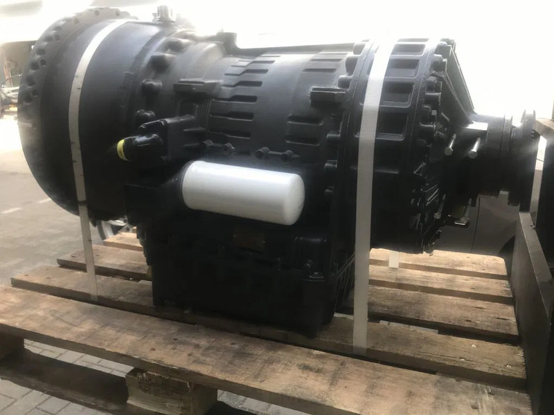 Volvo VT1906PT With or Without retarder / With or without second steering pump - Gearbox: gambar 1 Volvo VT1906PT With or Without retarder / With or without second steering pump - Gearbox: gambar 1