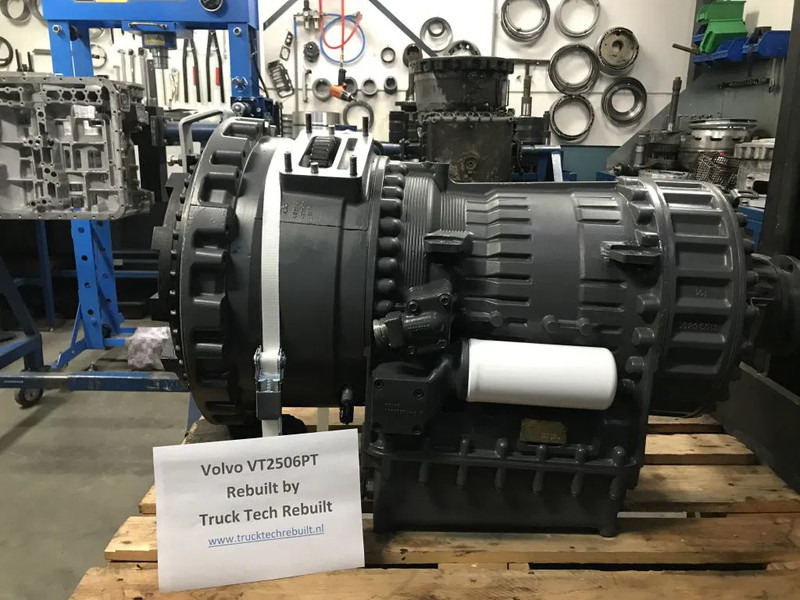 Volvo VT2506PT With or Without retarder / With or without second steering pump - Gearbox: gambar 3 Volvo VT2506PT With or Without retarder / With or without second steering pump - Gearbox: gambar 3