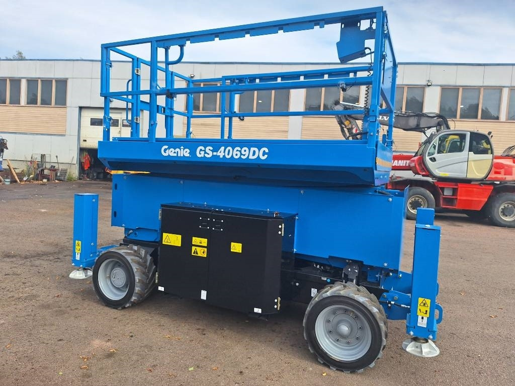 Genie GS-4069 DC - Scissor lifts: gambar 5 Genie GS-4069 DC - Scissor lifts: gambar 5