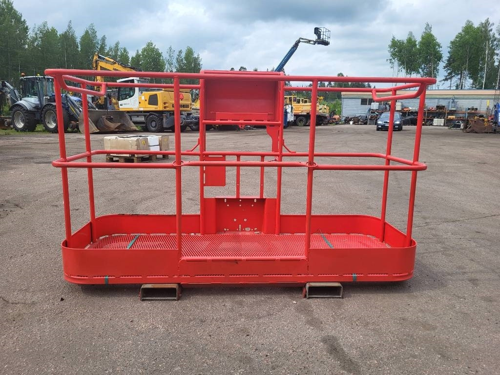 Manitou 200 ATJ kori - Lift tiang vertikal: gambar 3 Manitou 200 ATJ kori - Lift tiang vertikal: gambar 3