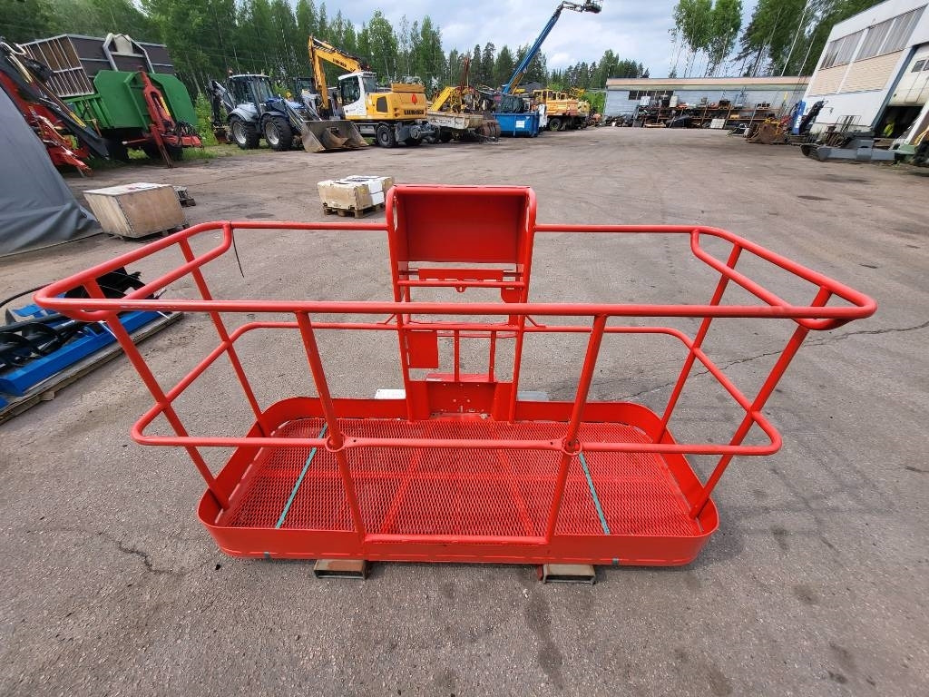 Manitou 200 ATJ kori - Lift tiang vertikal: gambar 2 Manitou 200 ATJ kori - Lift tiang vertikal: gambar 2