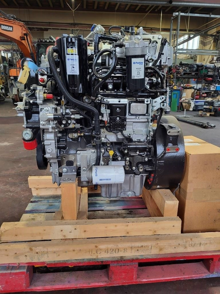 Perkins 1204E-E44TA - Mesin untuk Truk: gambar 1 Perkins 1204E-E44TA - Mesin untuk Truk: gambar 1