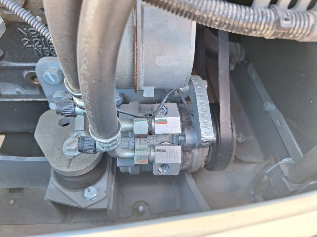 Ekskavator mini Wacker Neuson EZ 53: gambar 34
