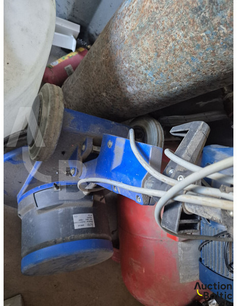 Alto Spin 43 - Truk tangki, Truk listrik: gambar 5 Alto Spin 43 - Truk tangki, Truk listrik: gambar 5