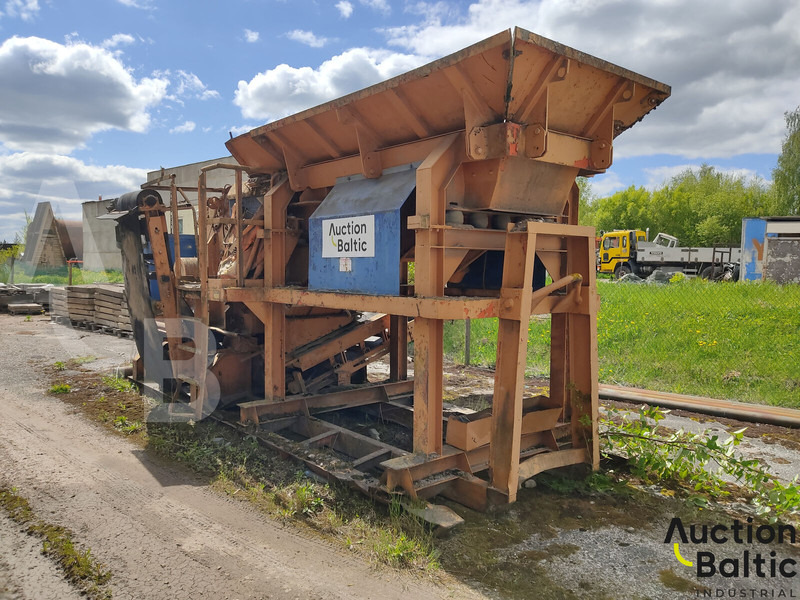 BMD RA700/4 - Mesin pengolahan tanah: gambar 1 BMD RA700/4 - Mesin pengolahan tanah: gambar 1