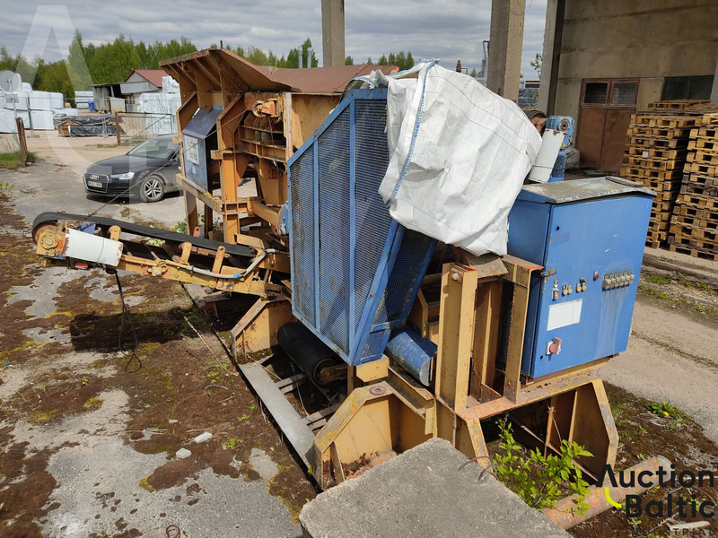 BMD RA700/4 - Mesin pengolahan tanah: gambar 5 BMD RA700/4 - Mesin pengolahan tanah: gambar 5