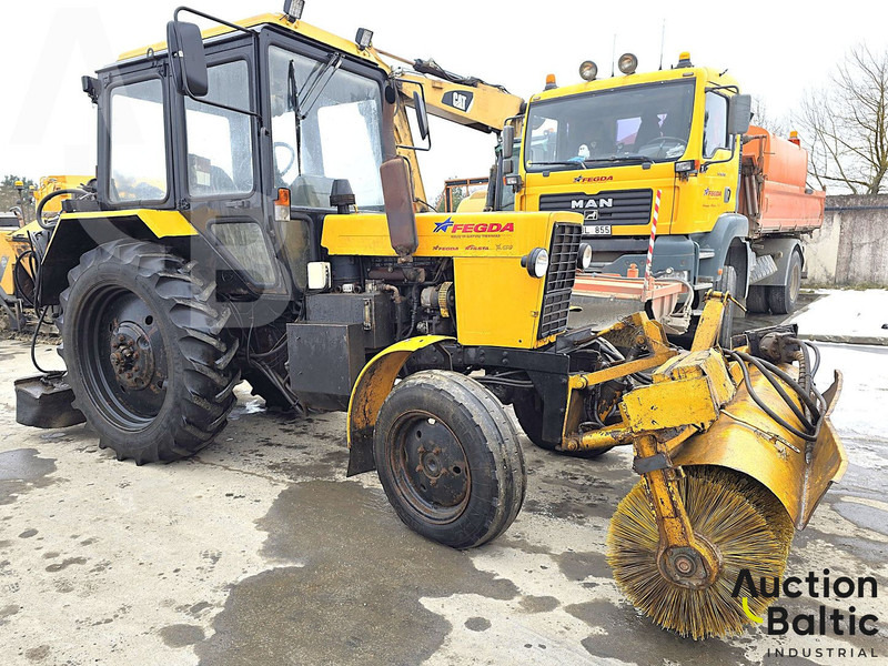 Belarus MTZ 82 - Traktor: gambar 2 Belarus MTZ 82 - Traktor: gambar 2