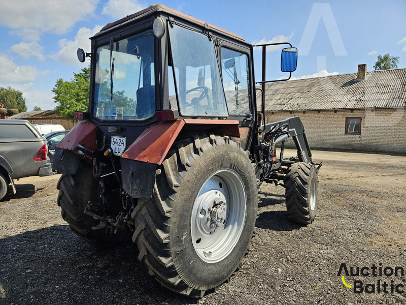 Belarus MTZ 892 - Traktor: gambar 4 Belarus MTZ 892 - Traktor: gambar 4