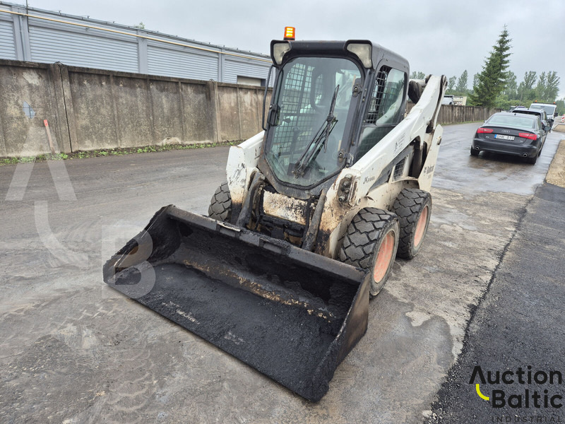 Bobcat S 530 - Skid steer: gambar 2 Bobcat S 530 - Skid steer: gambar 2