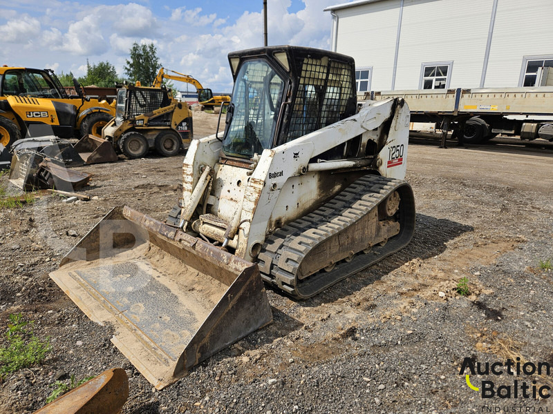Bobcat T 250 - Crawler loader: gambar 1 Bobcat T 250 - Crawler loader: gambar 1