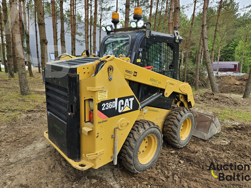 Caterpillar 236 D - Skid steer: gambar 3 Caterpillar 236 D - Skid steer: gambar 3