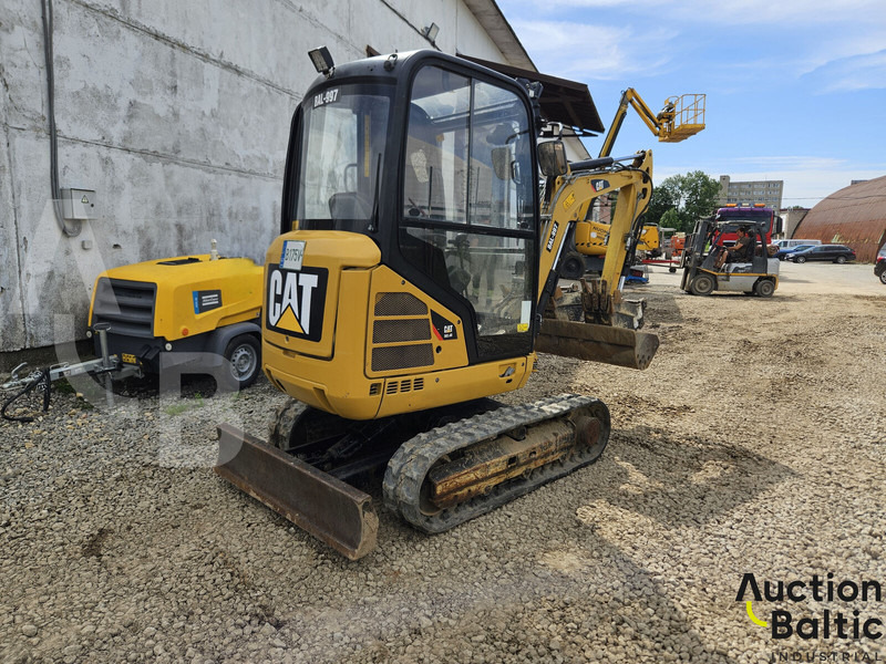 Caterpillar 302.4 D - Ekskavator mini: gambar 3 Caterpillar 302.4 D - Ekskavator mini: gambar 3