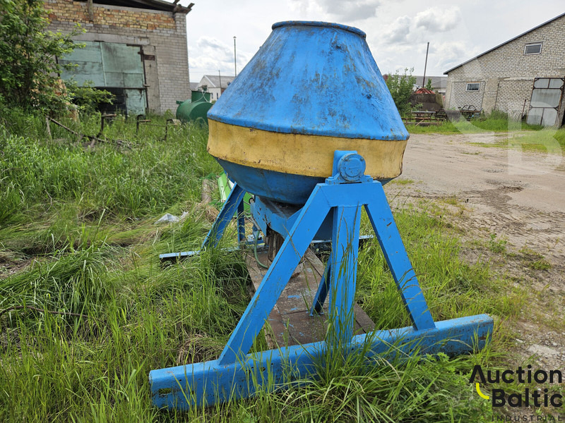 Concrete mixer - Pengaduk semen: gambar 4 Concrete mixer - Pengaduk semen: gambar 4