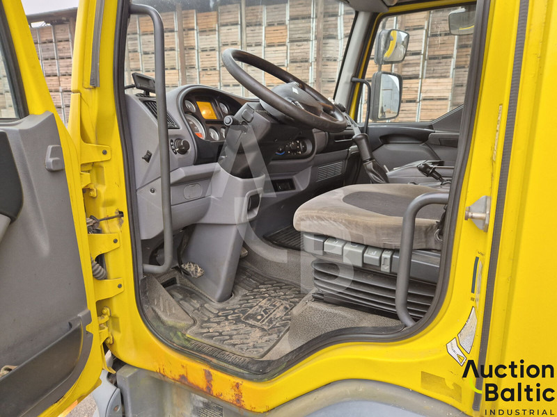 DAF FA LF 45.180 - Truk box: gambar 5 DAF FA LF 45.180 - Truk box: gambar 5