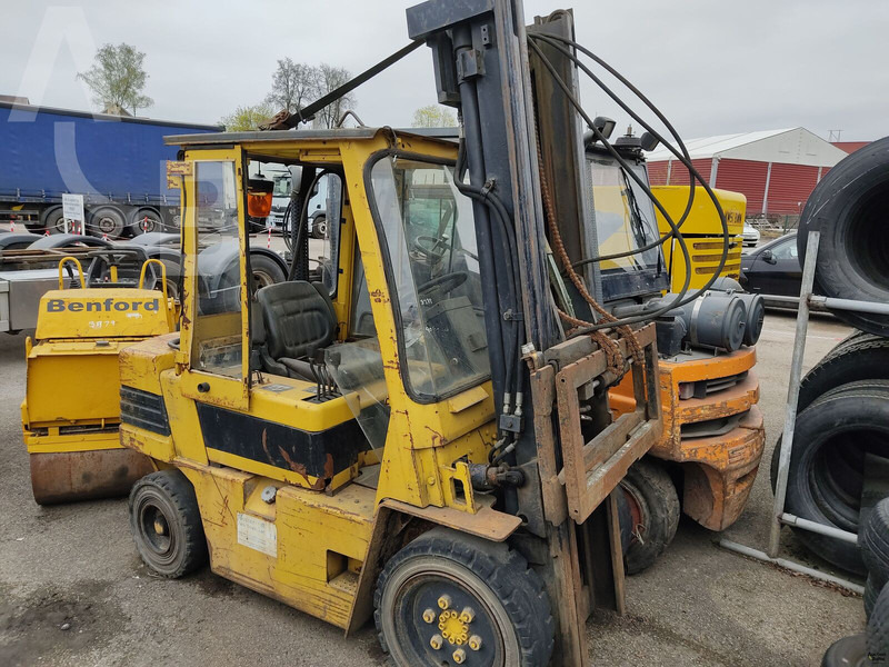Daewoo D 30 S II - Forklift diesel: gambar 1 Daewoo D 30 S II - Forklift diesel: gambar 1