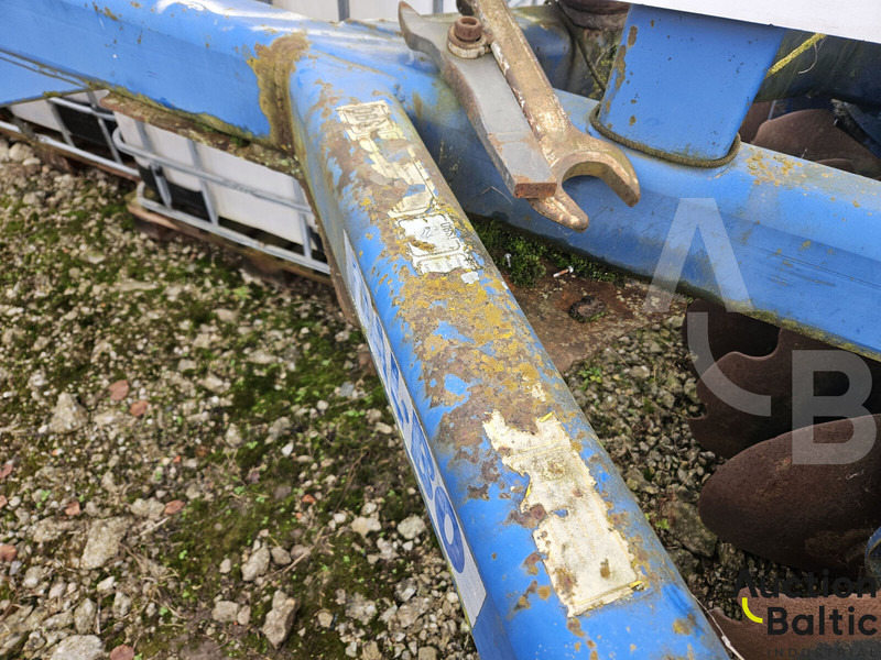 Dal-Bo AXH 600 - Garu cakram: gambar 5 Dal-Bo AXH 600 - Garu cakram: gambar 5