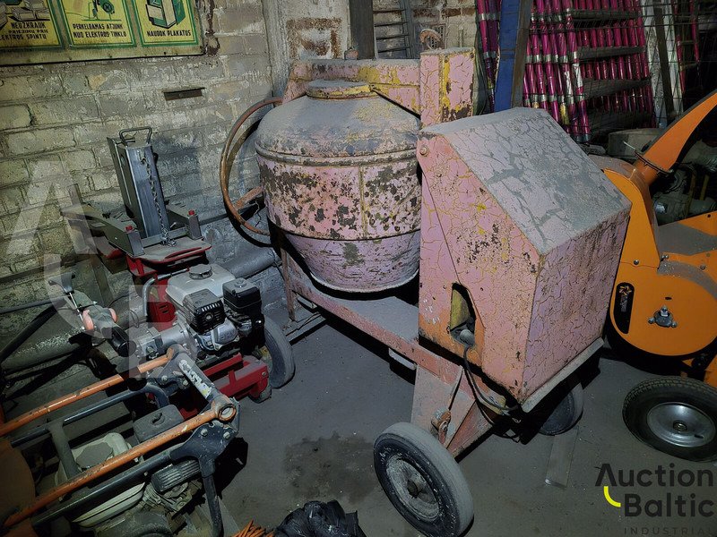 Diesel concrete mixer - Pengaduk semen: gambar 1 Diesel concrete mixer - Pengaduk semen: gambar 1