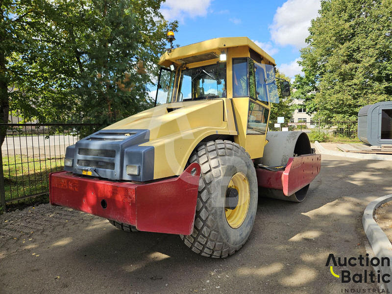 Dynapac CA 302 D - Roller: gambar 2 Dynapac CA 302 D - Roller: gambar 2