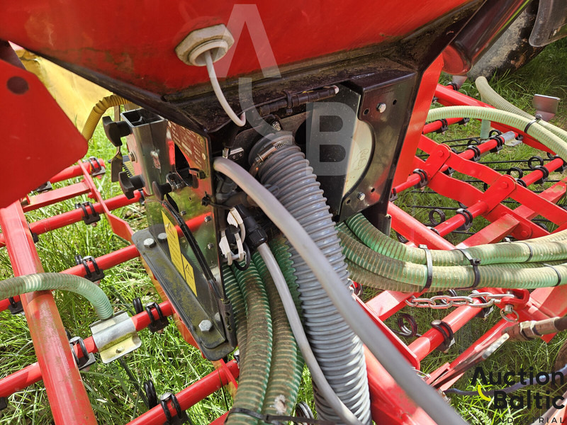 Garu Einbock AeroStar: gambar 12 Garu Einbock AeroStar: gambar 12