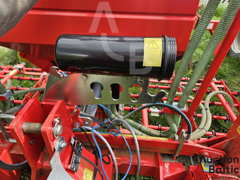 Garu Einbock AeroStar: gambar 8 Garu Einbock AeroStar: gambar 8