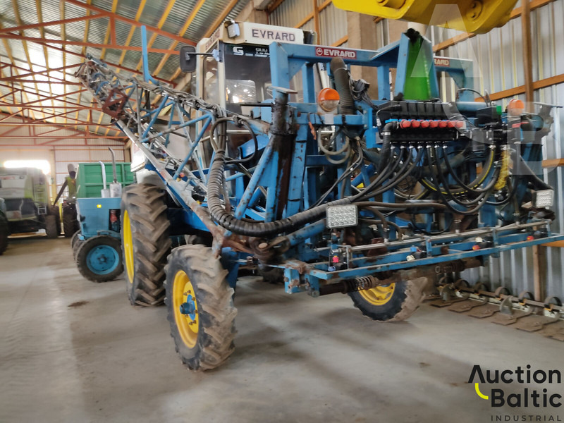 Evrard AM 2502 - Penyemprot self-propelled: gambar 5 Evrard AM 2502 - Penyemprot self-propelled: gambar 5