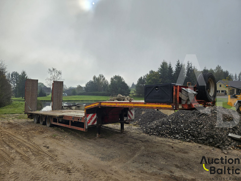 Faymonville STN-30 - Semi-trailer dengan terpal samping: gambar 1 Faymonville STN-30 - Semi-trailer dengan terpal samping: gambar 1