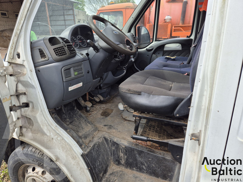 Fiat Ducato - Van dengan terpal samping: gambar 5 Fiat Ducato - Van dengan terpal samping: gambar 5