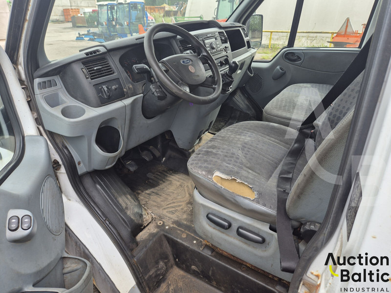Ford Transit Tourneo - Van flatbed: gambar 5 Ford Transit Tourneo - Van flatbed: gambar 5